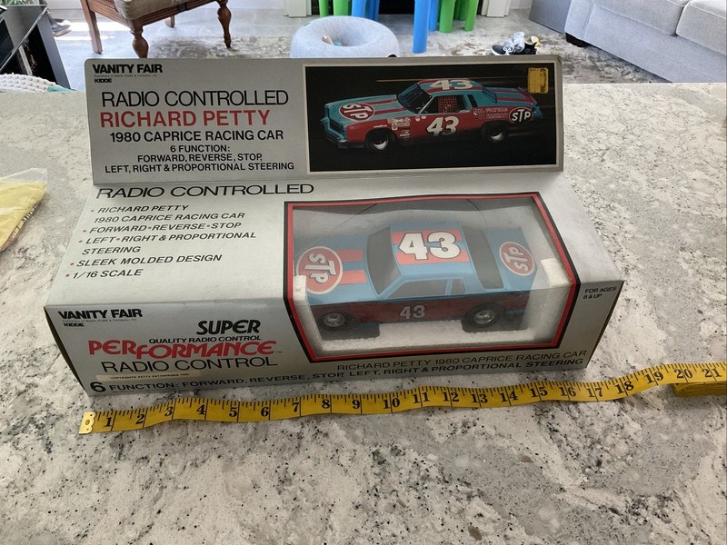Richard Petty 1980 Chevrolet Caprice STP NASCAR Remote Control Car Vanity Fair