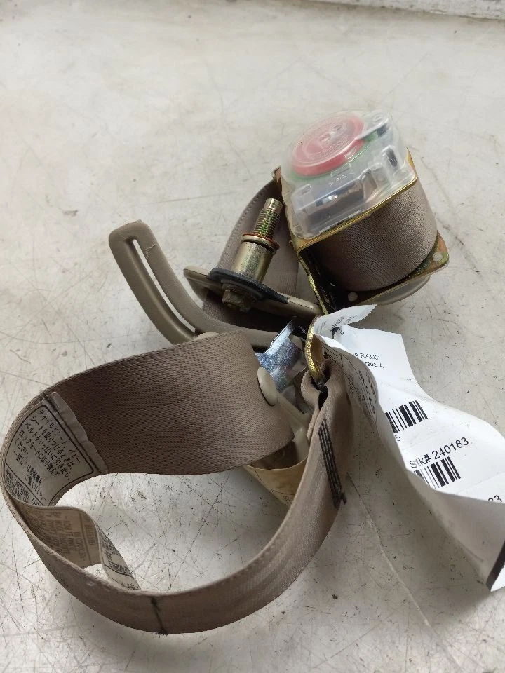 1999 LEXUS RX300 REAR SEAT BELT - Image 2 of 4