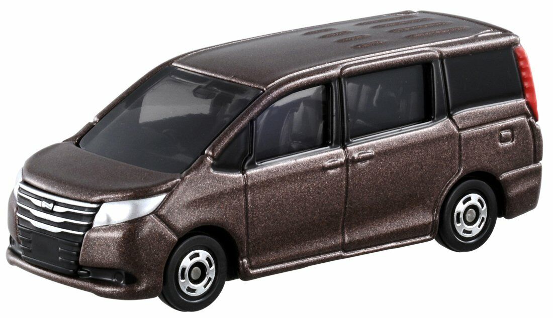 NICK212 NOAHとPRIUSのミニカーセット Amazon | トヨタ 新型ノア ハイブリッド NOAH 後期 非売品