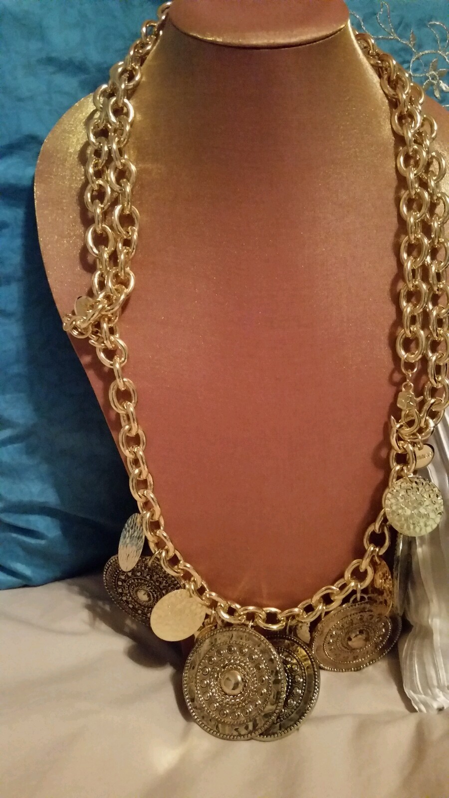 Picture 2 of 4