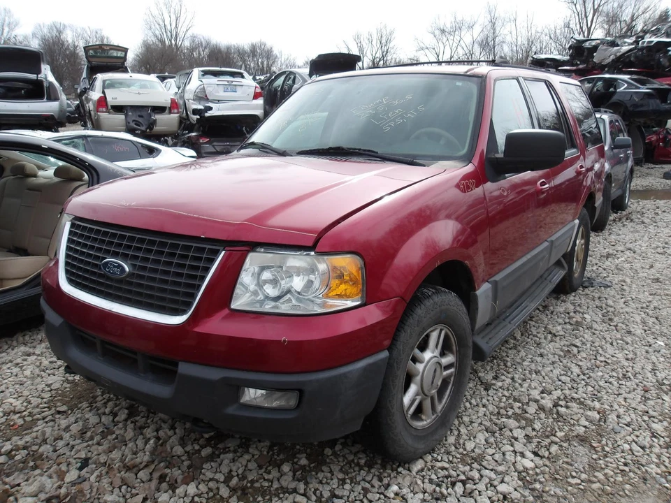 Used Front Outer Drive Axle Shaft fits: 2004 Ford Expedition Front Axle outer cv - Image 2 of 4