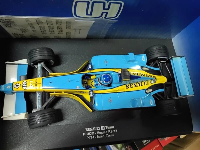 1:18 F1  model  Renault  R202 F1  Jarno Trulli  R202 Renault - Image 4 of 4