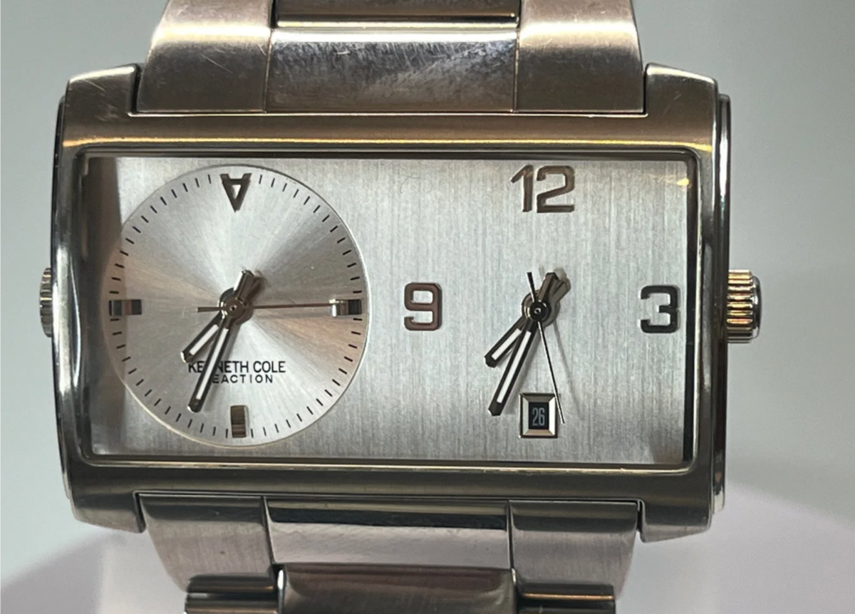 Kenneth Cole Reaction ICONIC VINTAGE watch kc3545 Working