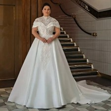Elegant Wedding Dresses With Detachable Cape Beaded Appliqued Gowns Plus Size