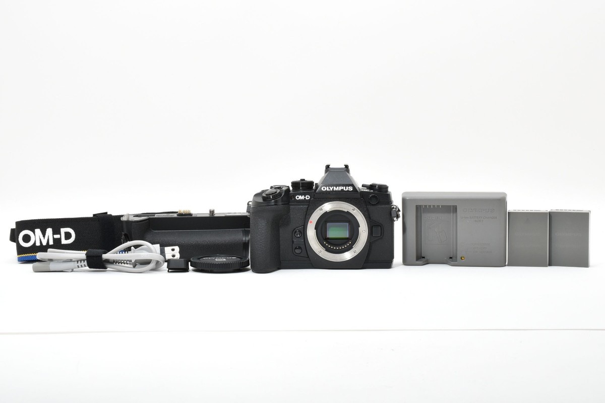 13204shots] Olympus OM-D E-M1 16.3MP Mirrorless Camera Body Black