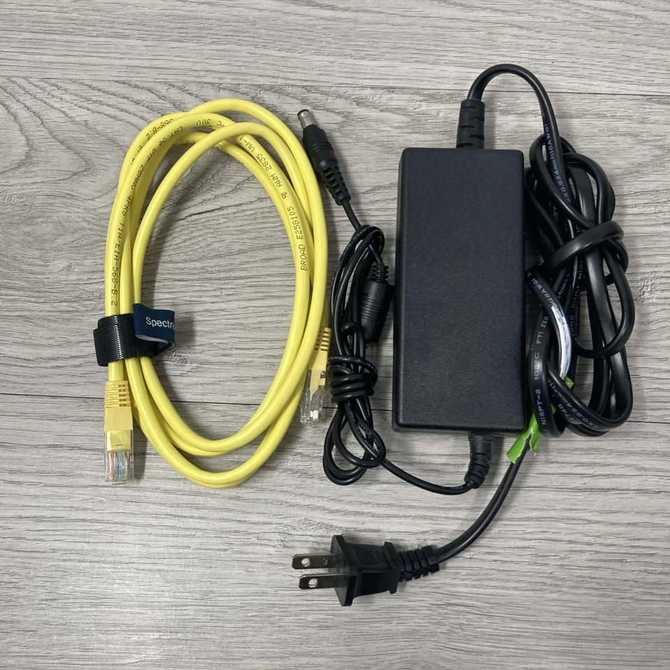 AT&T Arris BGW210-700 Broadband Gateway WiFi Modem Router W/12V Adapter Ethernet - Image 2 of 4