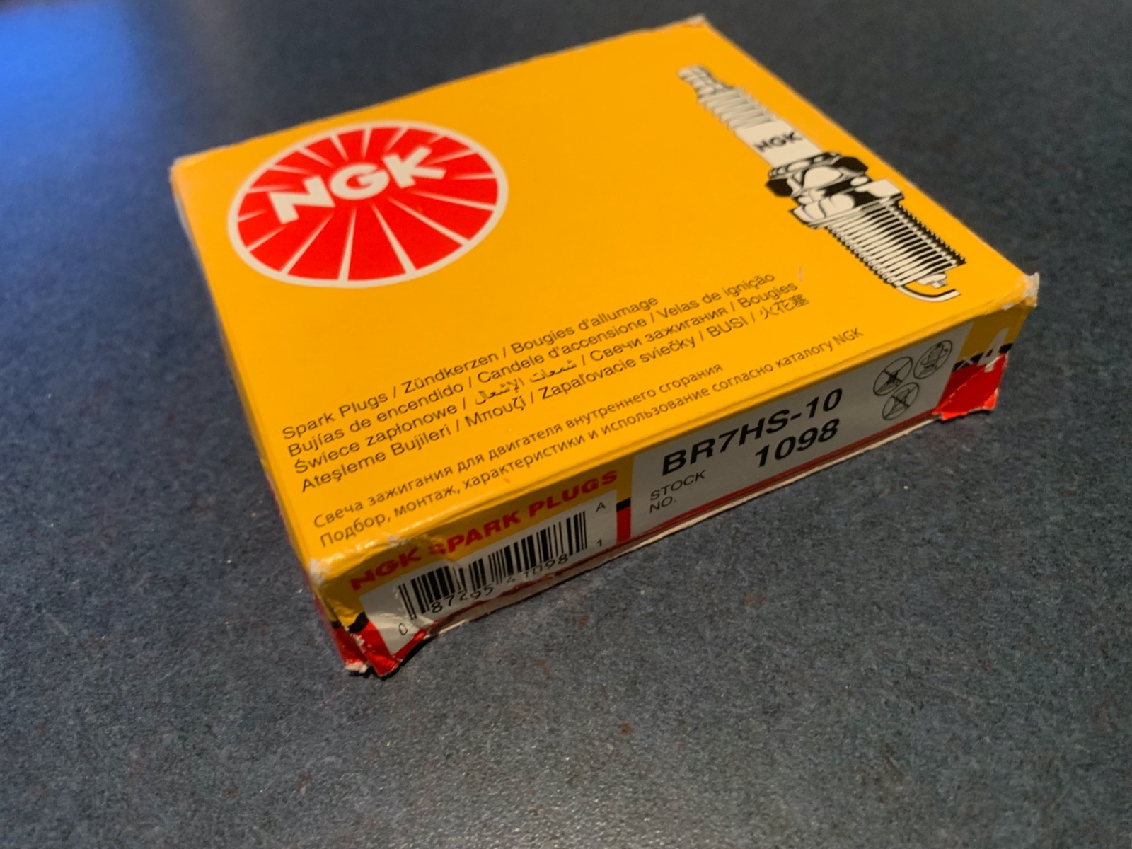 4 pack NEW NGK Spark Plug Plugs 1098    BR7HS-10