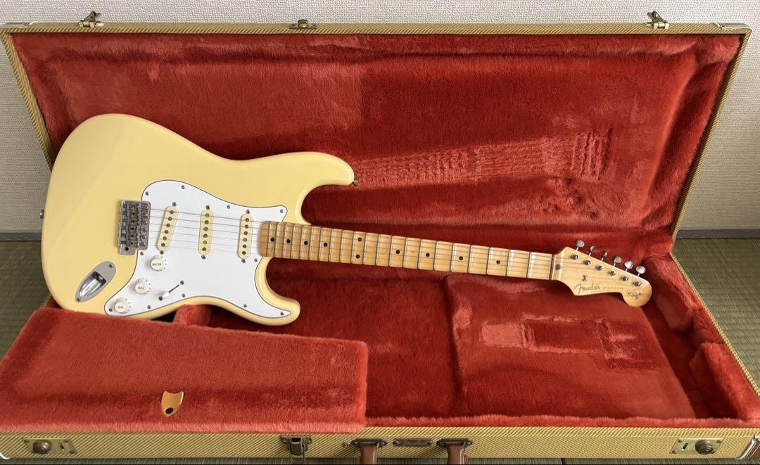 Fender Japan YNGWIE モデル　ST-57YM,ST-72YM Fender Japan Stratocaster YNGWIE Model ST-57YM ST-72YM Safe