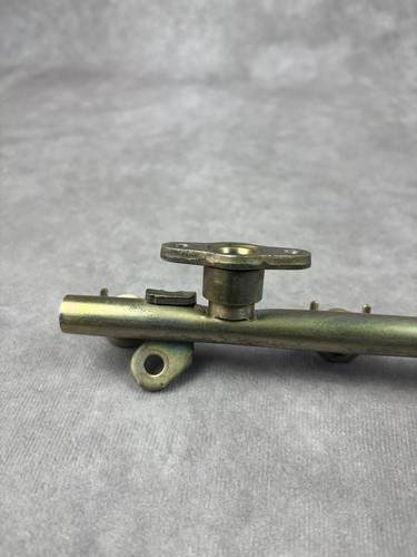 03-05 Yamaha YZF R6 / 06-09 YZF R6S Gas Fuel Injector Rail - Picture 11 of 14