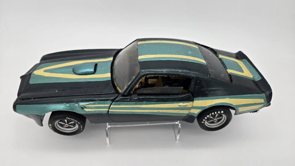 ERTL American Muscle 1970 Pontiac Firebird Trans Am Custom Die Cast escala 1:18  - Imagem 2 de 4