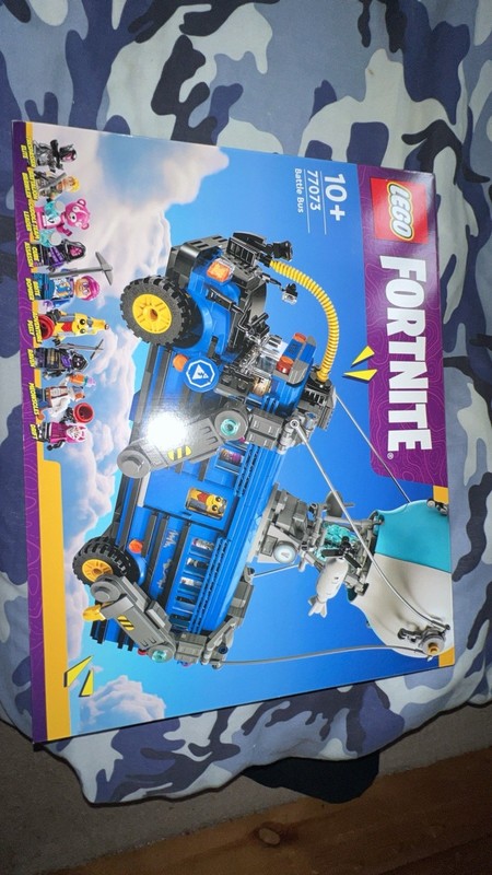 LEGO Fortnite Battle Bus 77073 Set