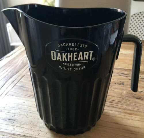 Bacardi Oakheart Rum Black Pastic Jug (New) - Photo 1 sur 3