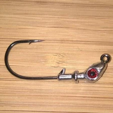  SASQUATCH Barbed / Ribbed Jig Heads For Soft Plastics  Snook Redfish SWIM JIGS