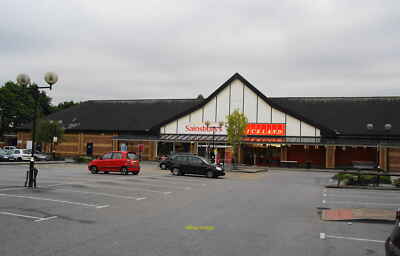 Foto 6x4 zwei Lebensmittelgeschäfte beide im Fallowfield Retail Park. c2010