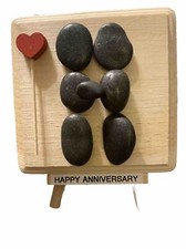 Stone/pebble artwork