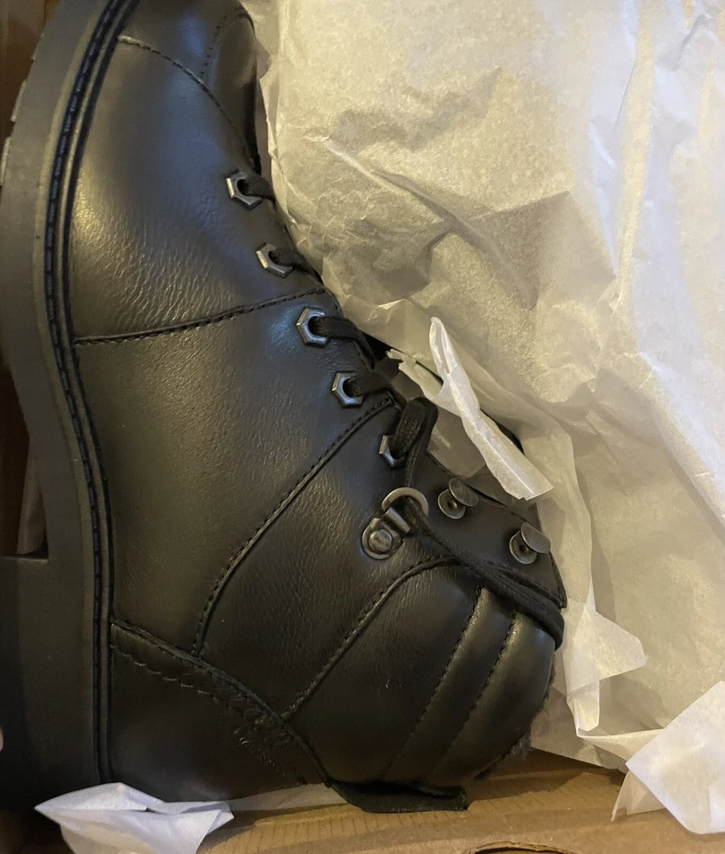 Clarks Ladies Military Style Waterproof Lace Up Boots Orinoco2