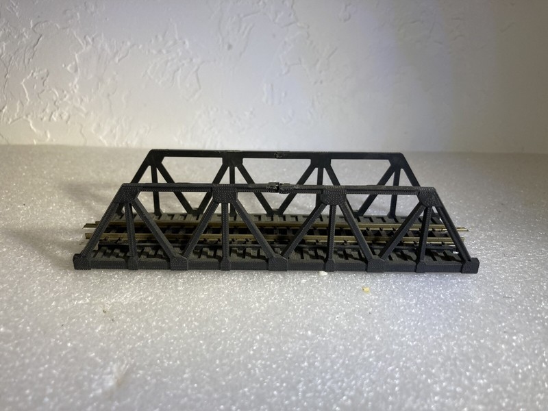 N Scale 5” Warren Truss Train Bridge With Track (704C3895-5)