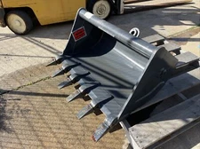 CP Ditching & Grading Bucket 36" 3T Bucket quick connect 027