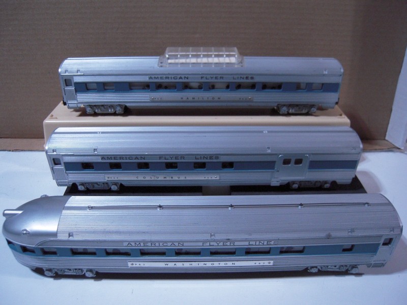 American Flyer 960. 962,963 STREAMLINED BLUE STRIPE PASSENGER CARS 1955