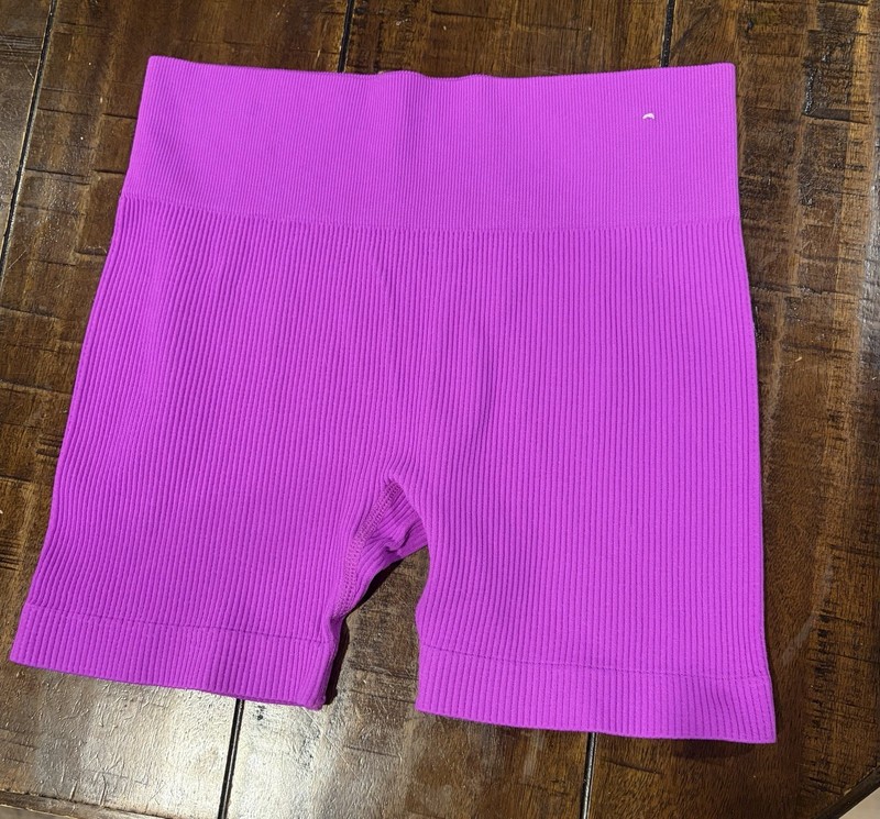 GB Girls Biker Shorts Size Large 10 12 Magenta New Without Tags