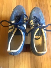 Vintage Trainer Style Roller Skates Size 7. Wheels Work 