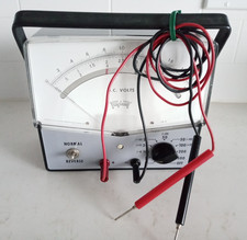 Vintage Triplett D.C Volts Meter Volts. Made in USA.  TESTED  