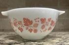 Vintage Pyrex PINK GOOSEBERRY Nesting Bowl 441  1 1/2 pt No chips or scratches