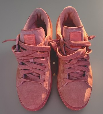PUMA  Mono Iced  Desert Flower Pink Suede Women s Sneaker w/Gold Logo Sz 8.5 EUC