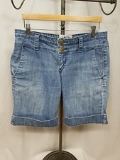 Signature by Levi Strauss  Co VTG Misses Medium Wash Denim Bermuda Shorts Sz 8