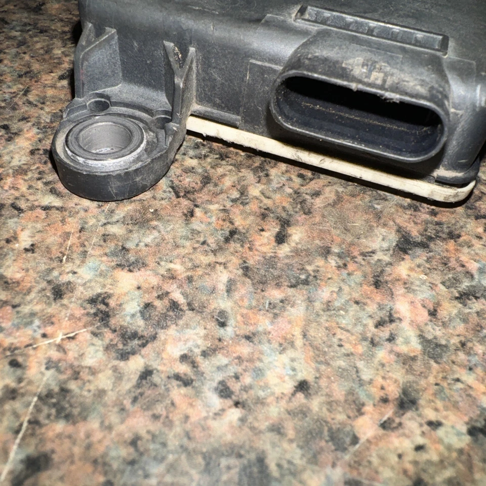 Sensor de NOx Mopar 2014-2016 RAM ProMaster 1500/2500/3500 L4 3,0 L 68167883AA Foto 4 de 4