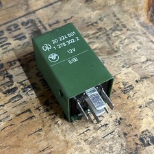 OEM BMW E32 Relay Fog Lights Lamp Control 137...