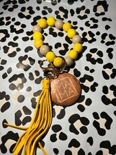 Fashion Mama Leopard Wooden Beaded Wristlet Keychain Keyring With Tassel -yellow