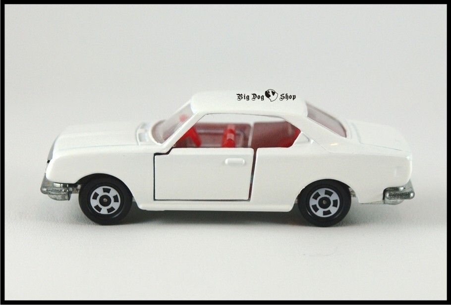 TOMICA TOYOTA CORONA MARK II 1900 HT.SL MADE IN JAPAN 1/62 TOMY