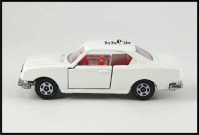 TOMICA TOYOTA CORONA MARK II 1900 HT.SL MADE IN JAPAN 1/62 TOMY