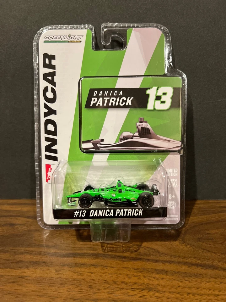 Danica Patrick 2018 #13 GoDaddy Indy Car 1/64 Foto 3 de 3