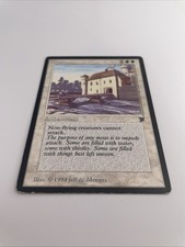 マジック：ザ・ギャザリング MTG Moat マジック：ザ・ギャザリング MTG Moat Moat》[LEG] 白R | 日本最大級