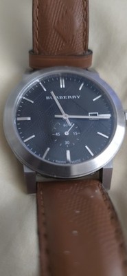 Burberry BU9905 The City Swiss Sapphire Black Dial Date Leather Strap Box