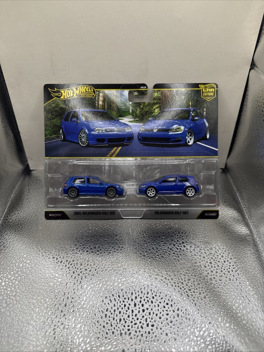 Hot Wheels - 2 Pack - '04 Volkswagen Golf R32 - Volkswagen Golf