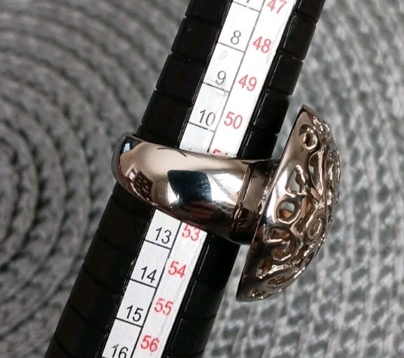 Two Tone Open Work Scroll Design Dome Ring Size 6… - image 9