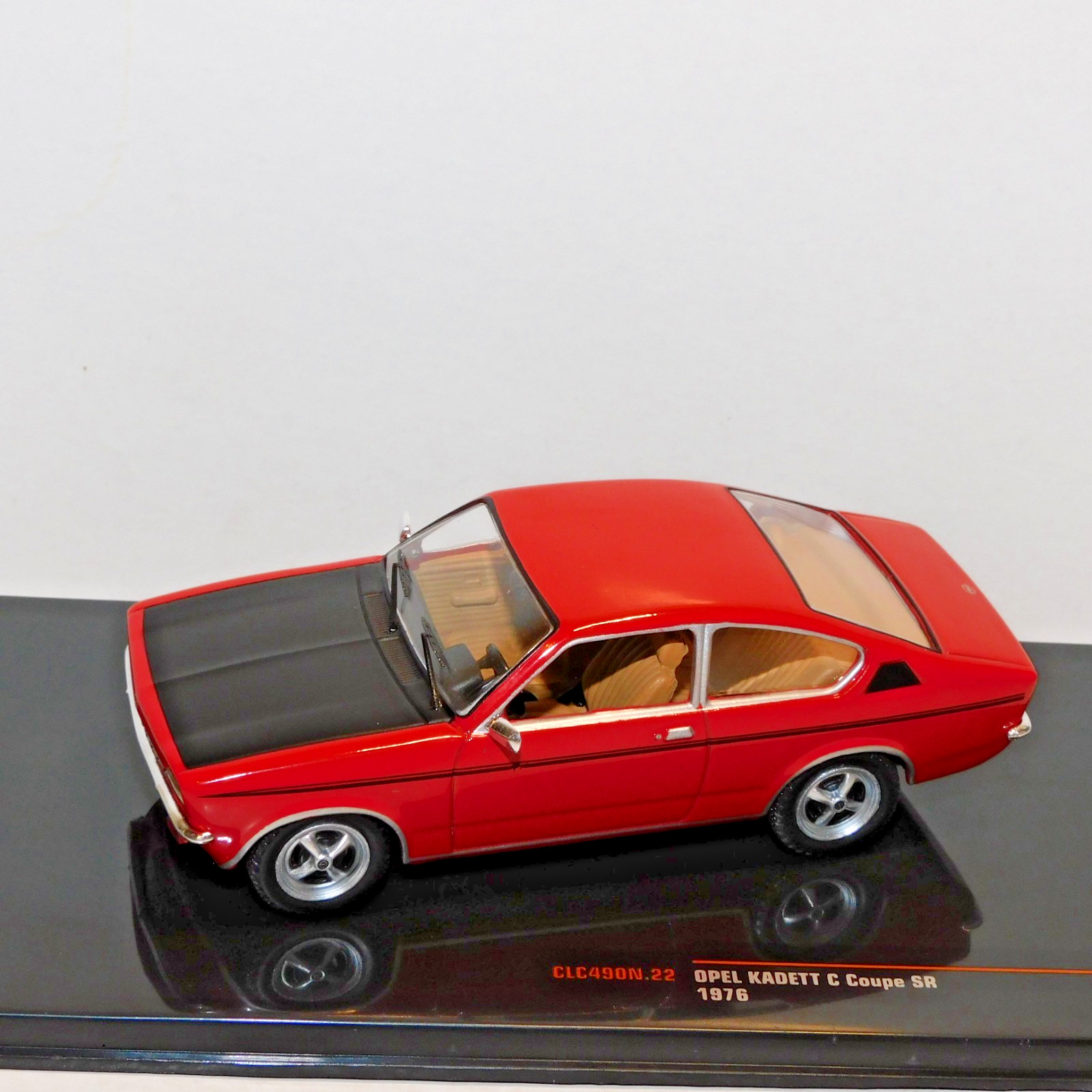 IXO OPEL KADETT C COUPE SR 1976 RED 1/43 CLC490N