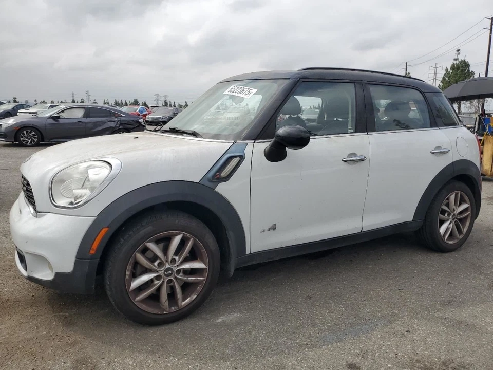 Caja de fusibles Countryma 2014 cabina 6799893 Foto 2 de 4