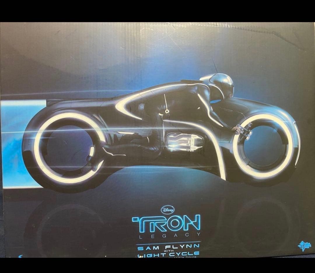 アメコミ TRON: Legacy Sam Flynn Light Cycle Hot Toys Tron: Legacy 1/6 Scale Light Cycle & Sam Flynn | eBay