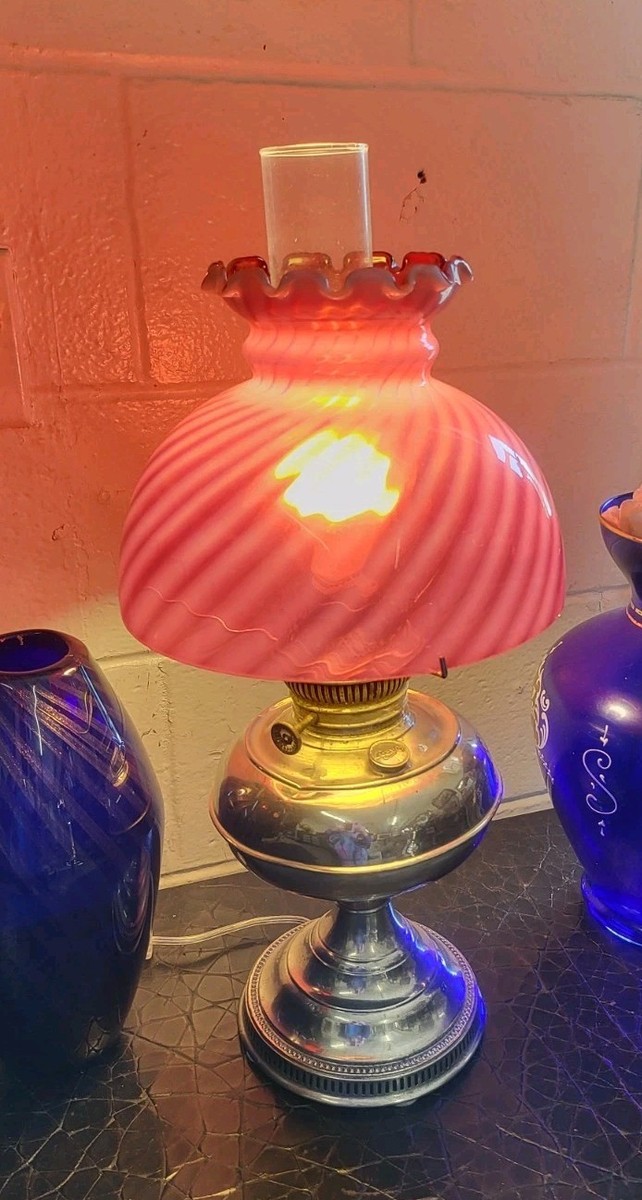 💡💗BEAUTIFUL VTG FENTON Cranberry Opalescent Swirl Shade Aladdin