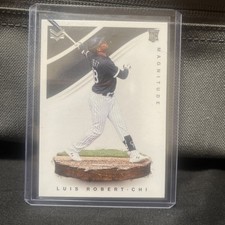 2020 Panini Chronicles Magnitude Luis Robert RC #13 Chicago White Sox