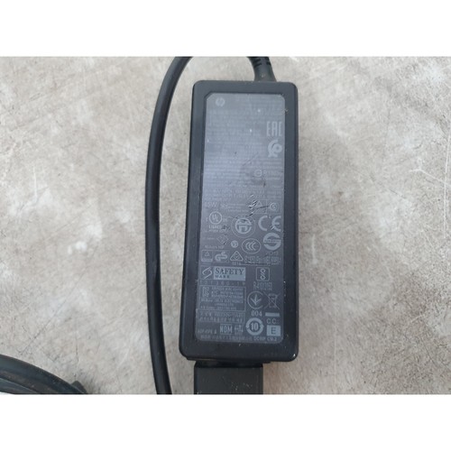 HP HSTNN-DA40 AC Netzteil schwarz 19,5V 2,31A tragbar für Elitebook Laptops