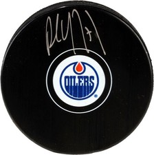 2017-18 Fanatics Under Wraps NHL Series 1 Autographed Hockey Puck 14