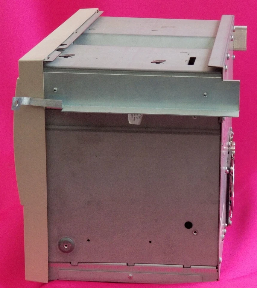 NET103 - Quantum DLT4500 5-slot DLT Tape Drives Data Storage Library TH5HA-YF - Image 2 of 4