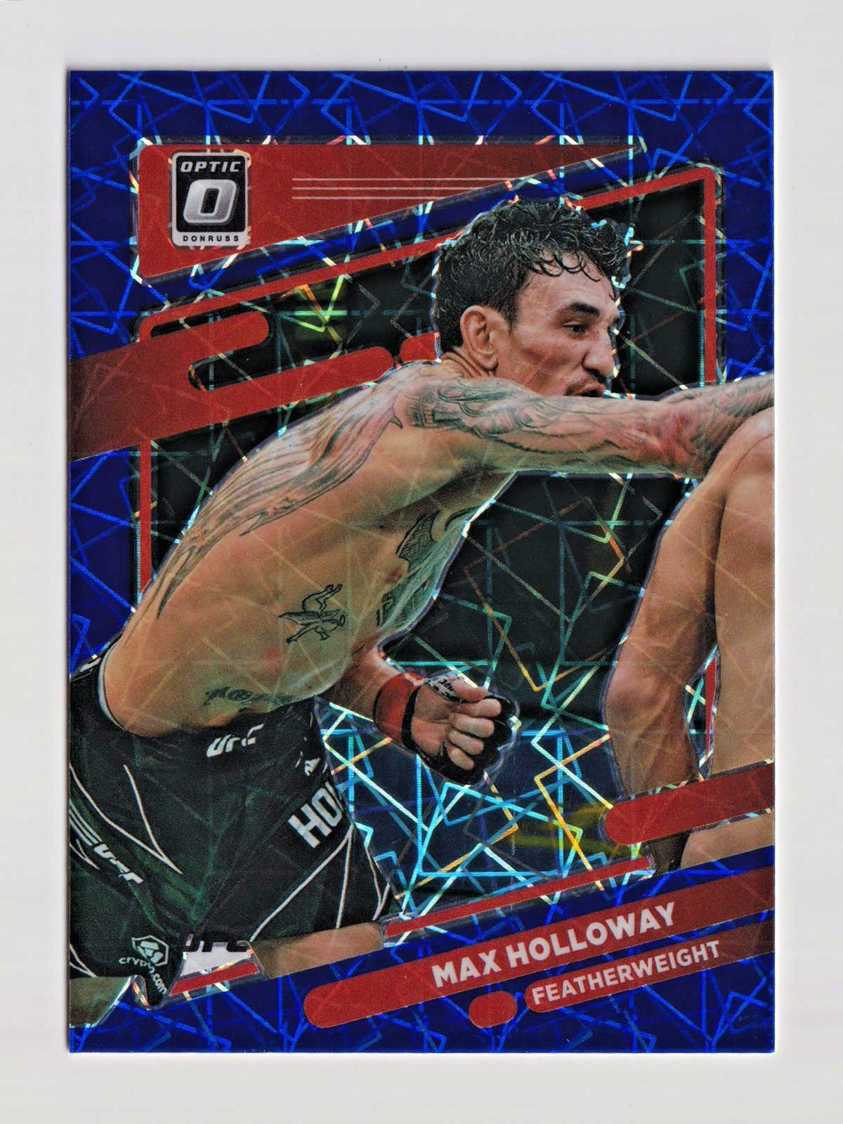 2022 Panini Donruss Optic UFC - Max Holloway #38 Blue Velocity Prizm