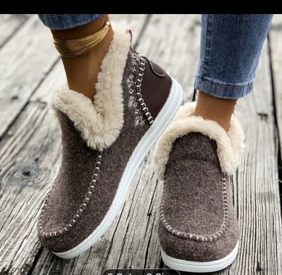 Boots Booties Plush-Lined Casual Slip-On Shoes Brown Coffee Round Toe Women Sz 9