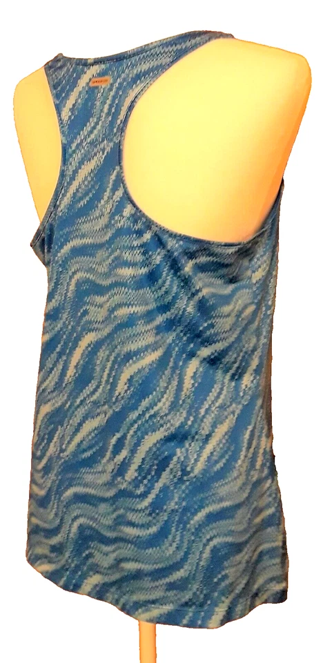 Camiseta deportiva CASCADE Sport Performance speed dri grande para mujer espalda deportiva Foto 3 de 4